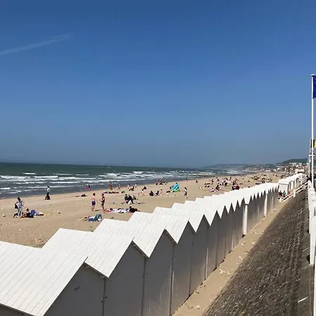 Very Center, Sea View - Private Parking